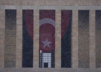 Stratejiya bicihbûna Tirkiyayê û birêvebirina “bermahiyên eksena Îranê”