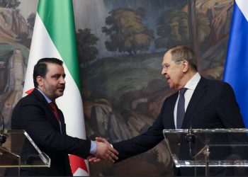 كيف احتفظت موسكو بنفوذها في سوريا بعد الأسد؟